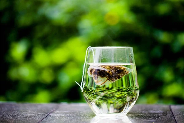 Easy Garden Science for Kids: 5 Fun Outdoor Experiments